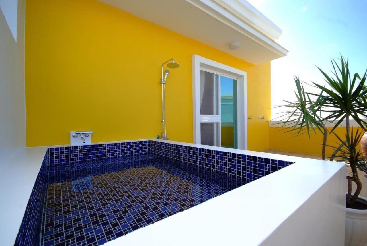 Burano Yellow Villa Хенгчун Экстерьер фото